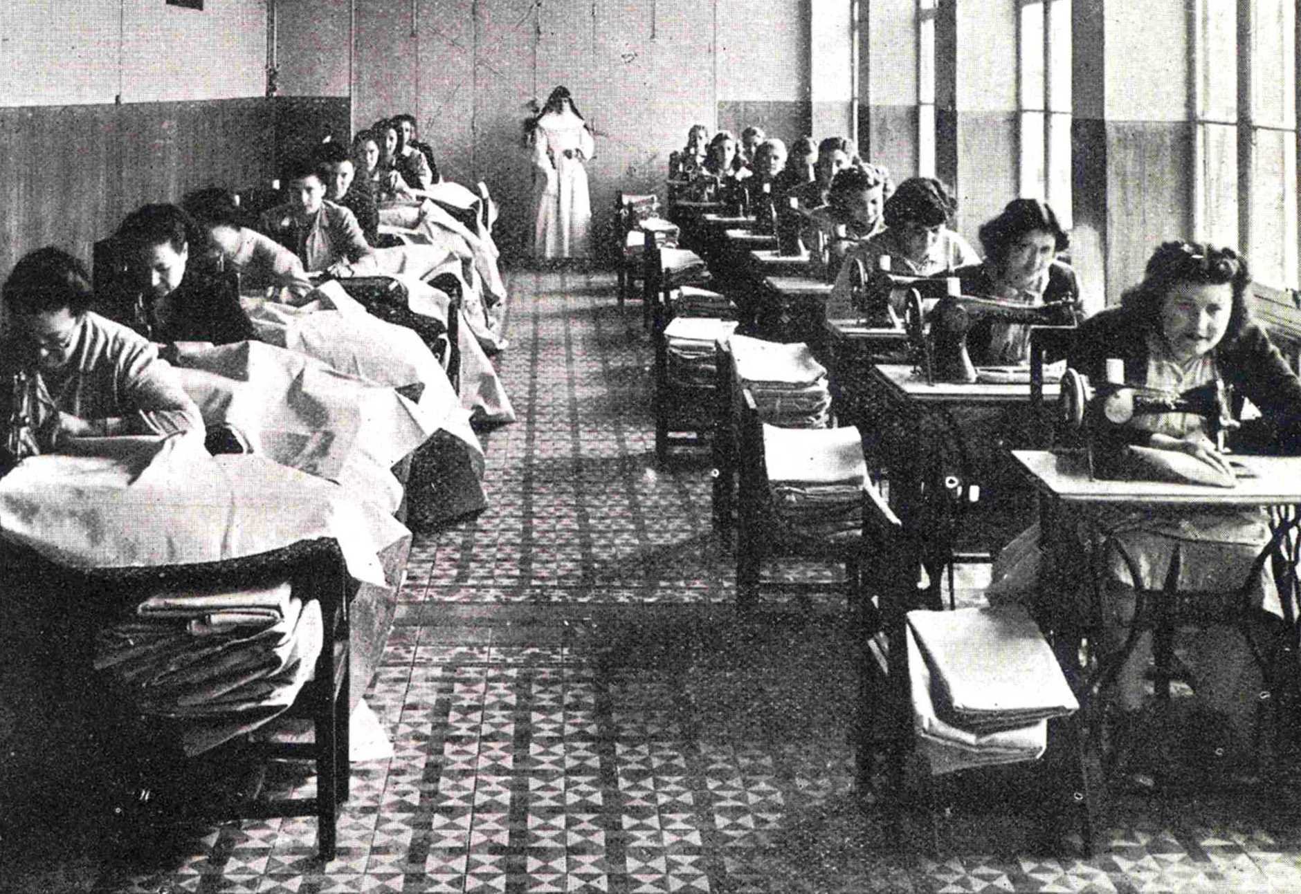 Prison Sewing Workshop. Patronato de Redención de Penas Annual Report, 1952