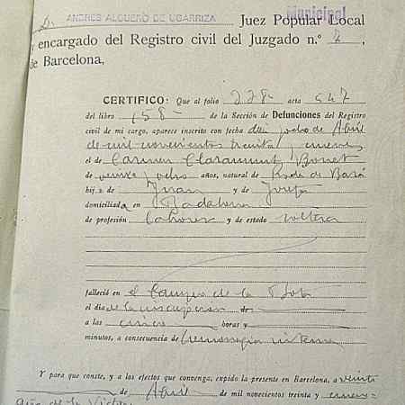 Certificado de defunción de Carmen Clamamunt incorporado al sumarísimo de urgencia 2.863 de Badalona. Archivo Tribunal Militar Territorial Tercero (ATMT3)